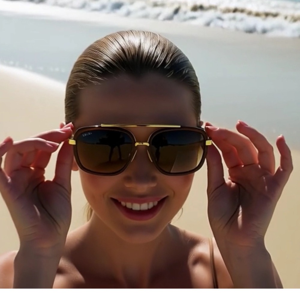 Women Designer Sunglasses Gold Brown Gradient‎ Lens Square Frame Luxury Shades